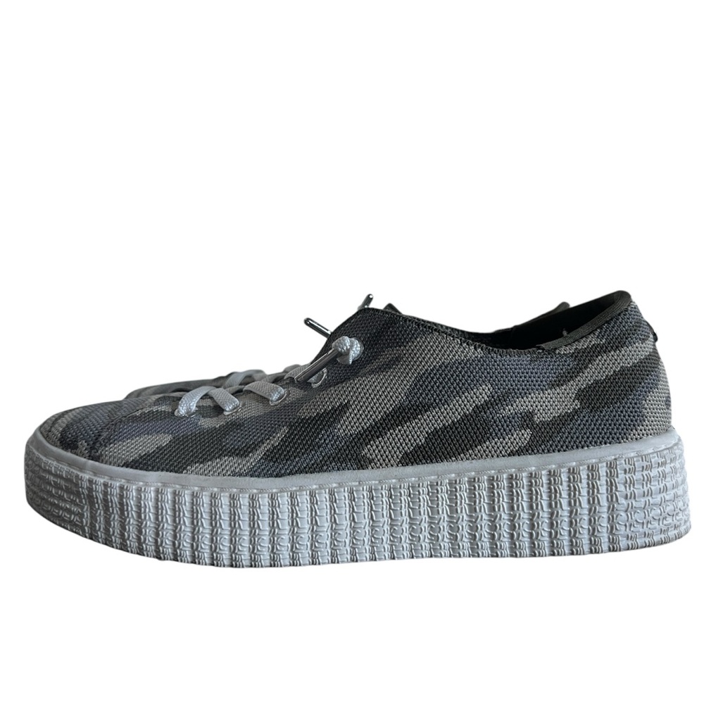 Madden NYC Women’s Platform Lace Up Slip On Sneaker Camo Glycerine Sizes…